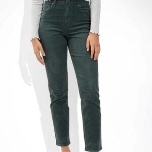 American Eagle Stretch Green Corduroy Mom Straight Leg Pant